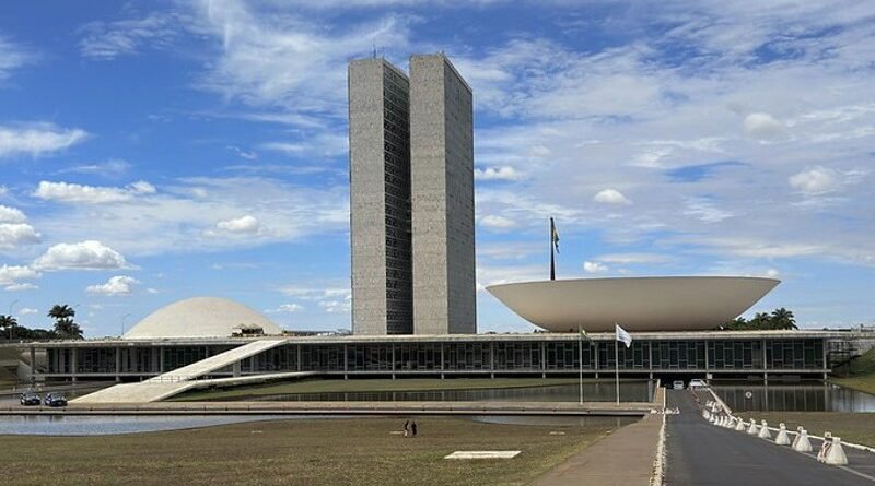 Senado vota estatutos do Aprendiz e da Vítima nesta semana