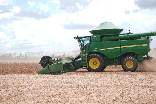 Setor de fertilizantes solicita R$ 2 bilhões ao governo para mitigar efeitos da guerra no Irã