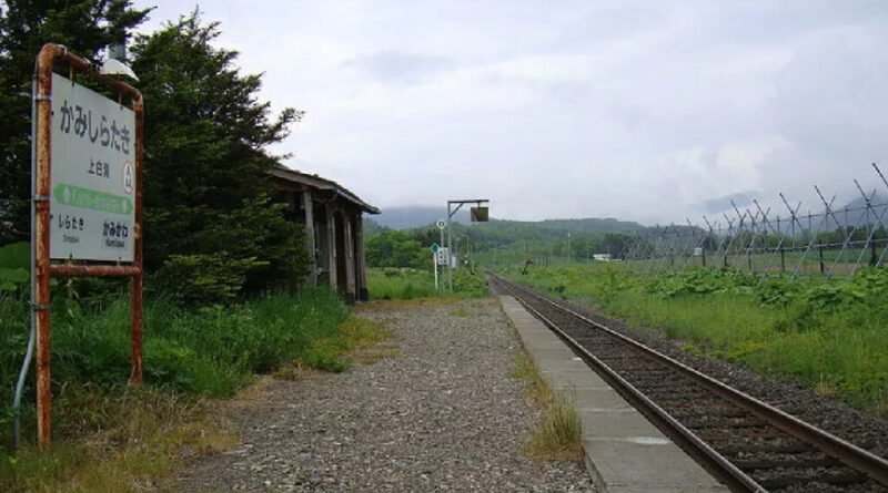 Trem que só parava para uma passageira é mantido em operação no Japão até que ela complete sua missão