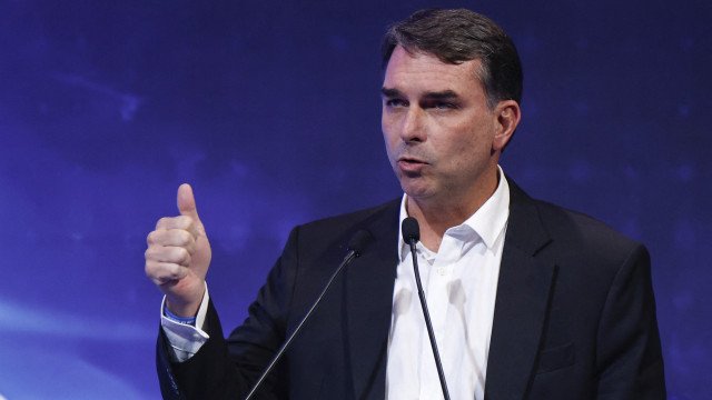 Valdemar critica Flávio e Michelle por episódios relacionados a Vorcaro