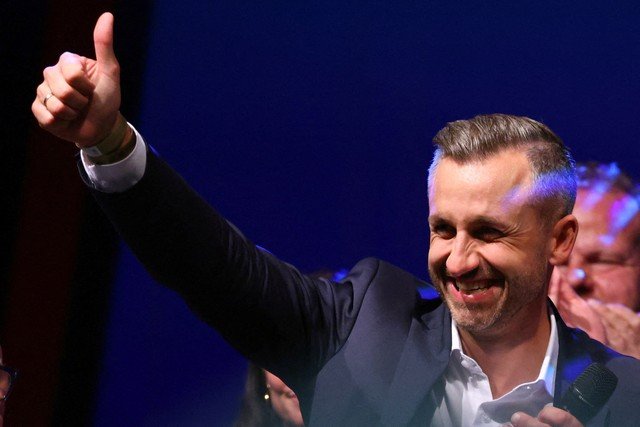 A Europa em Crise: A Ascensão da Direita Radical na Alemanha e Suas Consequências Históricas