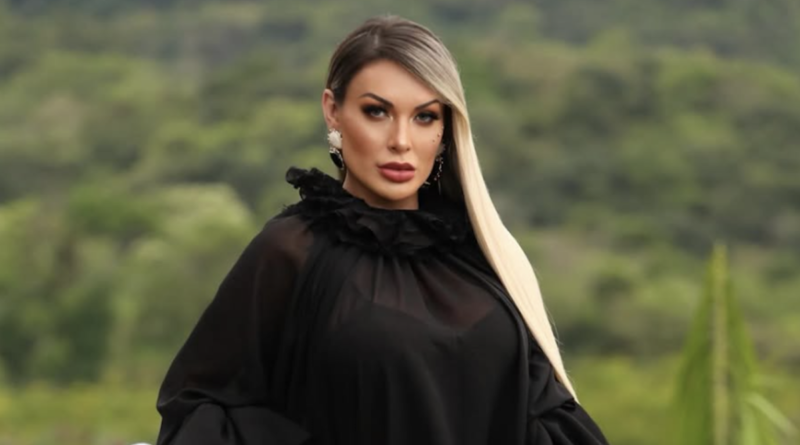 Andressa Urach solicita cancelamento de conta paga com Bolsa Família