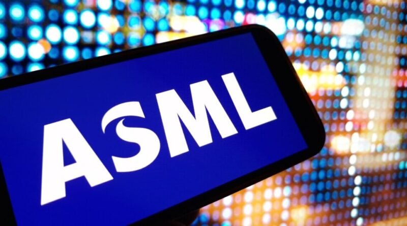 ASML colabora com clientes para desenvolver chips mais potentes para data centers