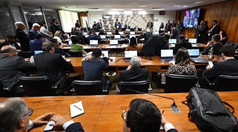 CAE aprova alíquotas previdenciárias municipais baseadas no PIB per capita