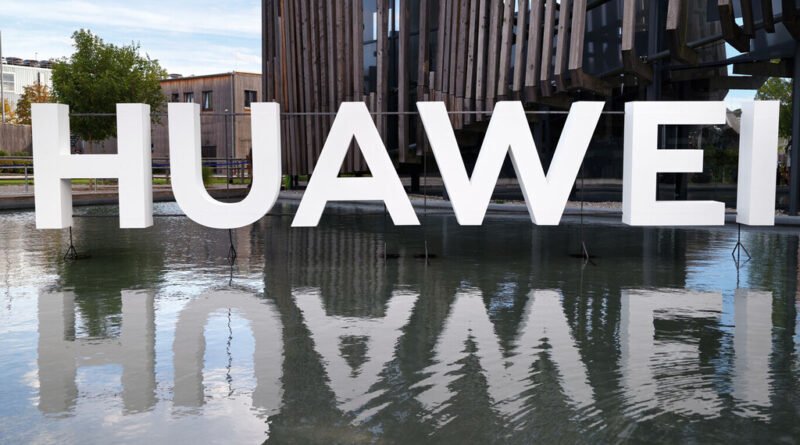 China enfrenta atraso de 15 anos em tecnologia de chips enquanto Huawei demonstra que tamanho não é crucial para a produção de smartphones de qualidade