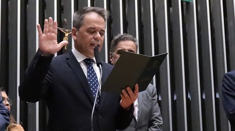 Deputado do PSDB é destituído do mandato por infidelidade partidária