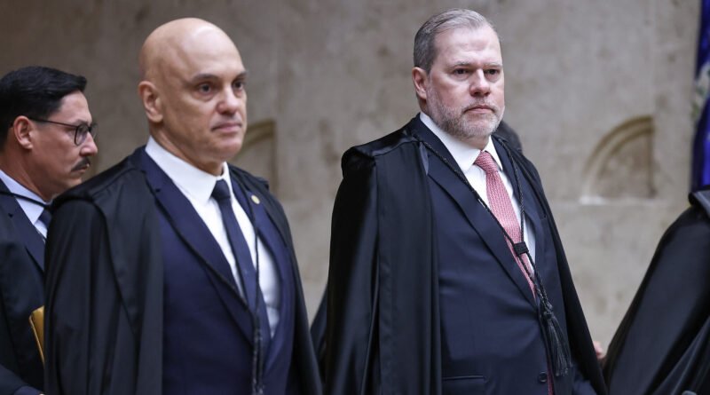 Dias Toffoli e Nunes Marques se consideram suspeitos para avaliar diálogos entre Moraes e Vorcaro