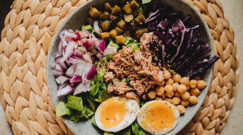 Dieta keto se destaca em relação à dieta mediterrânea, mas é considerada uma tortura por muitos