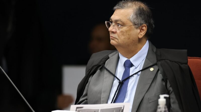 Dino afirma que STF passa por mudança significativa na jurisprudência sobre sigilo