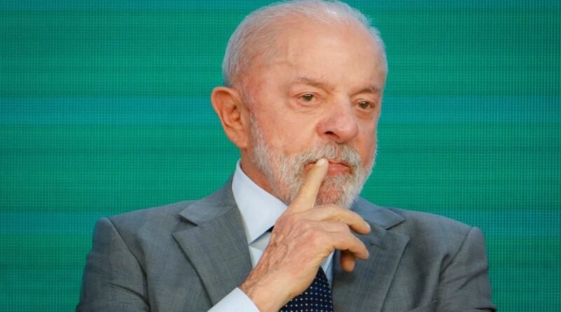 Equipe de Lula avalia estratégia após julgamento de Moraes