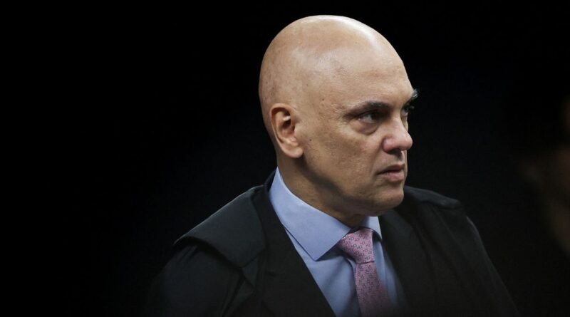 Fachin retira inquérito das fake news de Alexandre de Moraes