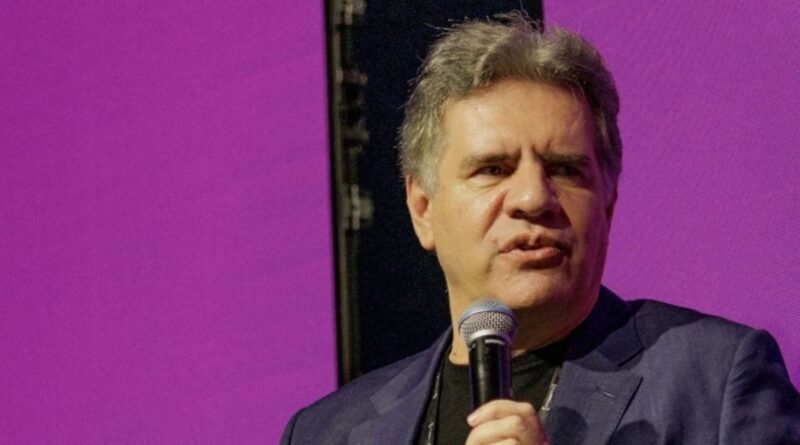 Fundador da Petz anuncia mobilização nas ruas em apoio ao caso Moraes-Vorcaro