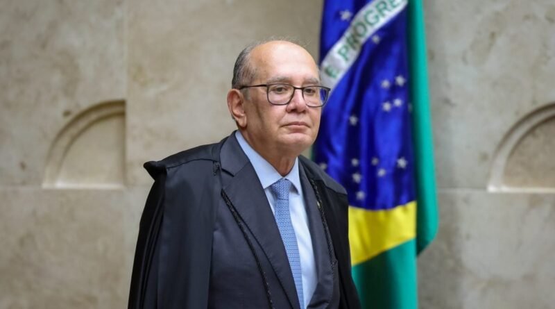 Gilmar Mendes sugere proibição de policiais e militares nos gabinetes dos ministros do STF