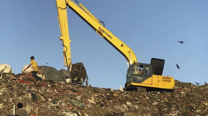 Homem busca por 737 milhões de euros em aterro sanitário após 12 anos e recebe nova chance de encontrá-los