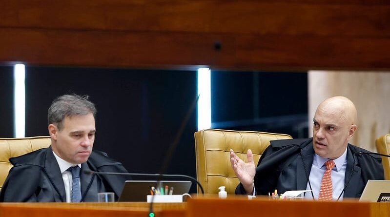 Moraes informa a Fachin que Mendonça mantém sigilo sobre informações essenciais para o julgamento