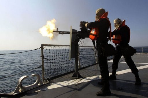 Novos bombardeios no Golfo elevam preço do petróleo acima de US$ 100
