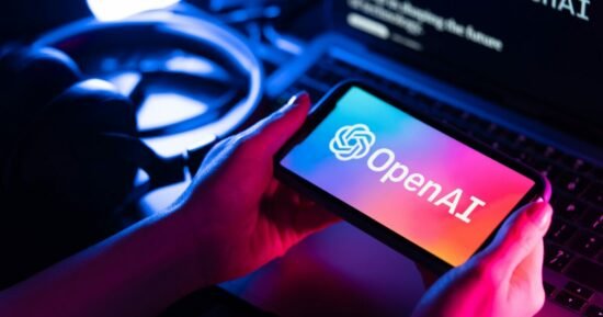 OpenAI apresenta GPT-6 Astra para o setor empresarial e alerta sobre riscos de monitoramento