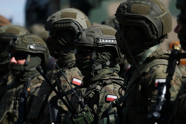 Polônia alerta sobre planos da Rússia para ataques aéreos em nações europeias