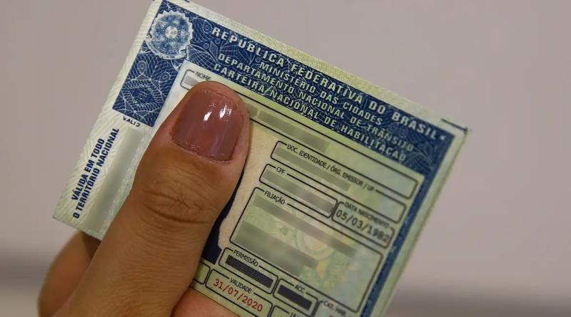Programa CNH do Brasil registra aumento de mais de 200% nos pedidos de habilitação