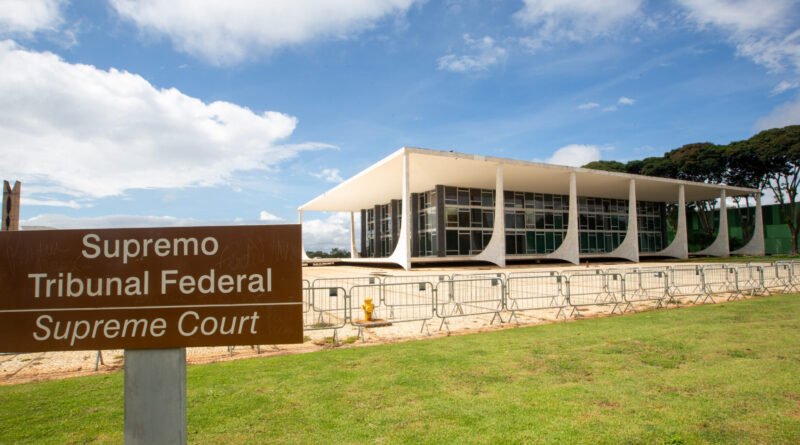 Salário de ministro do STF em meio a milhões de reais no Caso Master gera polêmica