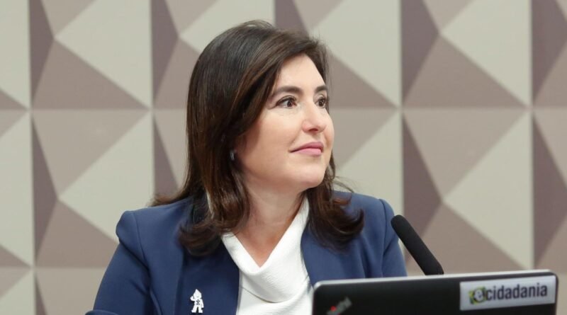 Simone Tebet solicita investigação sobre Moraes e Flávio Bolsonaro