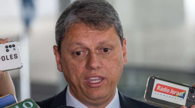 Tarcísio critica STF por falta de segurança jurídica