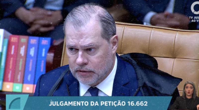 Toffoli se considera suspeito no caso Moraes-Vorcaro por questões de coerência