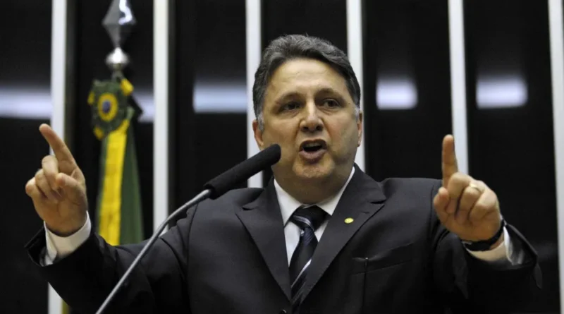 TRE-RJ nega registro de Garotinho como candidato ao governo