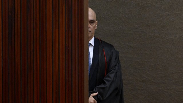TRE-RJ rejeita 15 candidaturas por suspeitas de vínculos com atividades criminosas