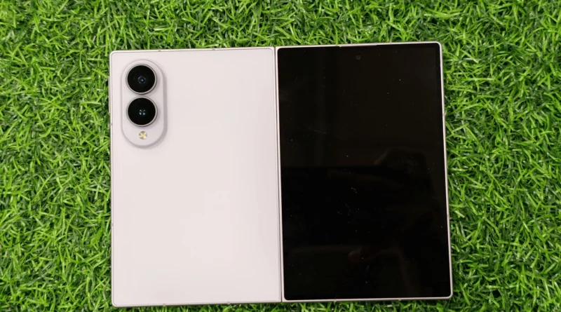 Usuários do Galaxy Z Fold 8 enfrentam problemas na tela e buscam soluções
