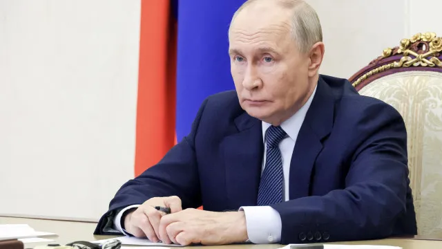Vladimir Putin declara cessar-fogo de três dias com a Ucrânia